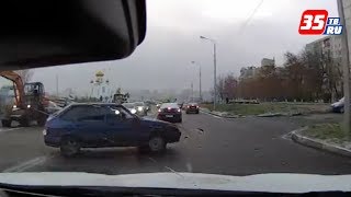 Подготовиться к "дню жестянщика" просят сотрудники ГИБДД вологодских водителей