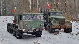 RC AXIAL SCX10 8x8 MAZ-537 and KRAZ-255 6x6 in the snow