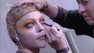fashiontv | FTV.com - SASHA PIVOVAROVA MODELS F/W 09 -10