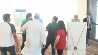 Actress Noor Fight With Her EX Husband - watch video