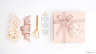 Behind the scenes: so liebevoll verpacken wir deine Geschenke