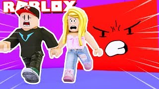 STRASZNA ŚCIANA CHCE NAS ZMIAŻDŻYĆ W ROBLOX!!! | BELLA I VITO