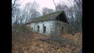 ЗАБРОШЕННЫЙ ДОМ В ГЛУХОЙ ДЕРЕВНЕ
