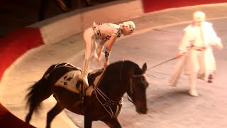 Circus. Acrobats on tne horses.  Цирк. Акробаты на лошадях.