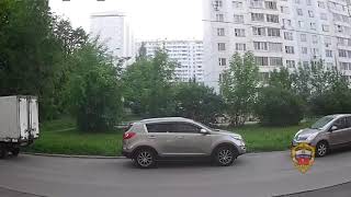 Молодые зеленоградцы попались на краже  аккумуляторных батарей с автомашины