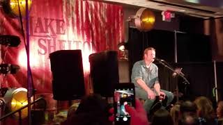 Blake Shelton Backstage in the Quad Cities