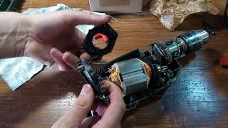 Ремонт дрели Bosch PSB 530 RE, шпиндель и щеткодержатель.