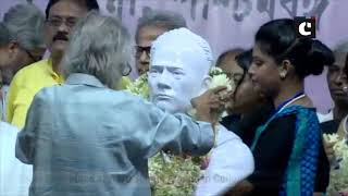 CM Mamata garlands Vidyasagar’s bust ahead of its re-installation at Vidyasagar College