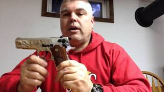 Classic Pistol Review: S&W M39