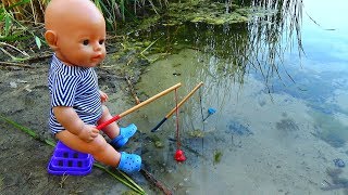 Куклы Беби Бон НОЧУЮТ В ЛЕСУ в ПАЛАТКЕ Baby Born. Кукла Беби Бон Макс ловит рыбу - РЫБА УБЕЖАЛА.