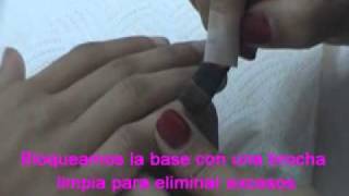 Aplicacion de esmalte en gel semipermanente.