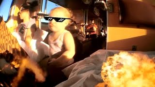 Ни одна девушка просто так не пройдет перед камерой