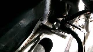 Основные места протекания воды в Passat B5+. Мокрый пол.Чистим дренажные отверстия.