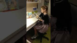 Страна читающая — Мария Опалева читает отрывок из произведения И.С.Тургенева «Бежин луг»