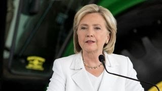Huckabee: Hillary Clinton needs to quit blaming everyone but herself