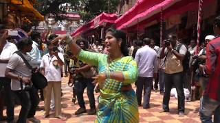 Jogini Radhika Teenmaar at Secunderabad Bonalu 2017 l Ghatam l Secunderabad Bonalu 2017