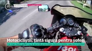 Cum îşi riscă viaţa un motociclist pe străzile din Galaţi