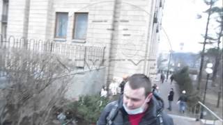 Последствия работы снайпера. Тяжелое видео. Майдан.