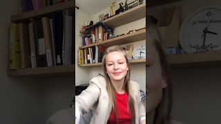 Юлия Пересильд рассказывает об акции "СТИХИ ЛЕЧАТ"