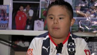 Alan Rodriguez, el pequeño amigo de Chupete Suazo