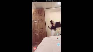 Beautiful girl forgot to turn off the stream to show up on bigo | Bomb52 TV