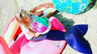 ПРЕВРАЩЕНИЕ В РУСАЛКУ  и кукла сюрприз ?   ХВОСТ РУСАЛКИ ?  MERMAIDS . игрушки Видео для детей