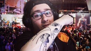 JE GALÈRE À JOUER À CAUSE DE MON NOUVEAU TATOUAGE ! RENDEZ VOUS À LA PARIS GAME WEEK !