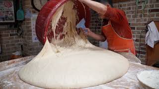 1000원에 4개, 42년경력 꽈배기 달인 Amazing Skills of Korean Twisted doughnut Master - Korean Street Food