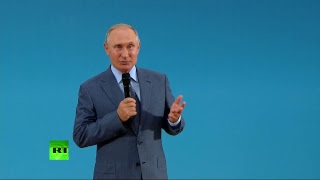 Владимир Путин поздравляет учащихся центра «Сириус» с началом учебного года