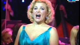 J.Strauss.Der Waltz. И.Штраус.Вальс "Сказки Венского леса"