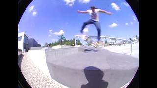 Skateboarding with Lydia Wilfling