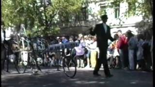 Quarnevalen - Studentkarneval 96 på Sveavägen, Del 1 (Video8)