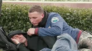 НА ЭДВАРДА БИЛА НАПАЛ БОМЖ, КОТОРОМУ ОН ПОМОГАЛ