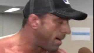 Mark coleman insulta Chute Box