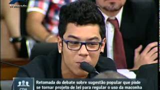 Jovens fizeram Senado discutir  a regulamentação de usos da maconha, diz Cristovam Buarque