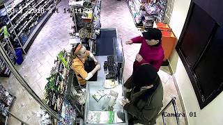 Драка в супермаркете в Житомире закончилась убийством. Видео с камер наблюдения