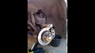 Как снять шаровую опору