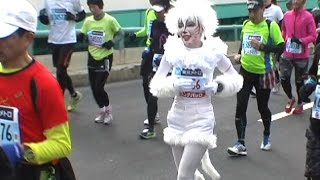 笑顔最高！ 東京マラソン2014　仮装ランナー