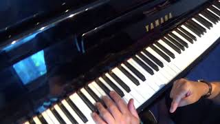 Fake Extreme Piano Skills By Doing This