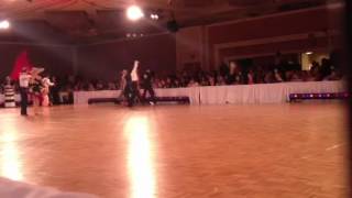 Riccardo Cocchi and Yulia Zagoruychenko cha cha