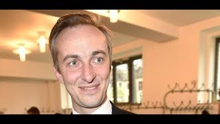 RETTUNGSSCHIFF: Jan Böhmermann startet Spendenaktion für „Lifeline“-Besatzung