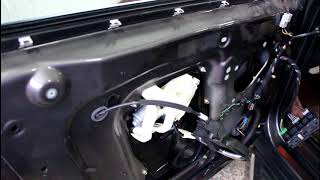 Замена замка передней левой двери  1часть  Land Rover Discovery 3 Ленд Ровер Дискавери 3 2006