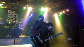 Motionless In White - Mother (Danzig cover live)