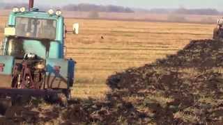 Вспашка зяби №1: Тракторами Т-150К с плугом ПЛН-5-35