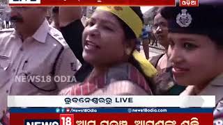 Kalinga Sena's Women front's Protest in front of Many park on Valentine's Day