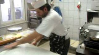 ΜΠΟΥΓΑΤΣΑ ΜΕ ΧΕΙΡΟΠΟΙΗΤΟ ΦΥΛΛΟ ΑΕΡΟΣ