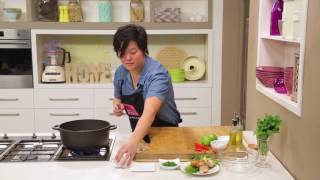 Sarah Tiong's Tom Saap (Hot and Sour Pork Rib Soup)