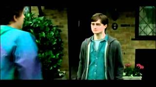 Harry Potter y las reliquias de la muerte parte I escena eliminada despedida con Dudley