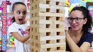 Jenga Gigante! Torre de juguete de madera. Tumbling Stacking! Wood tower.