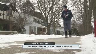 Clearing the path for letter carriers 1/5/15 6 p.m.